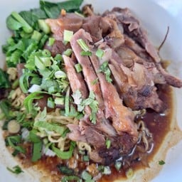 ร้านครัวพยอม ข้าวขาหมู ต้มเลือดหมู