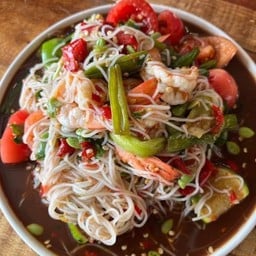 ตำขนมจีนผักลวกกุ้งสุก