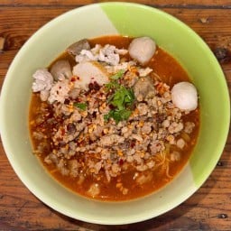 ป้าน้ำก๋วยเตี๋ยวต้มยำฟินิกซ์ปาร์ค