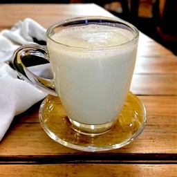 นมสดร้อน