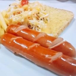 sausage สเต็กไส้กรอกรมควัน2ชิ้น