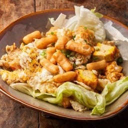 ก๋วยเตี๋ยวคั่วไข่