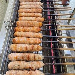 แหนมเนืองชุดใหญ่