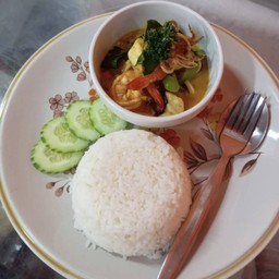 curry spicy ข้าวราดเครื่องแกง