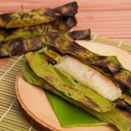 ข้าวเหนียวปิ้ง ไส้เผือก 1ชิ้น