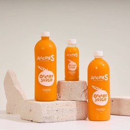 ชุดสุดคุ้มA น้ำส้มเขียวหวานขนาด 1000ml 2 ขวด แถมฟรีน้ำส้มขวดเล็ก250ml 1 ขวด