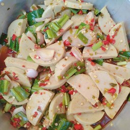 ยำหมูยอ