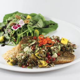 สเต็กปลากะพงยำงาขี้ม่อน