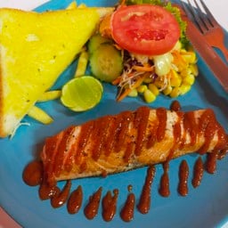 salmon BBQ สเต็กปลาแซลมอนซอสบาร์บีคิว