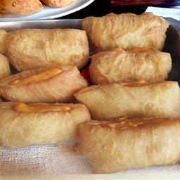 ปาโก๋ ยัดใส้ชาไทย
