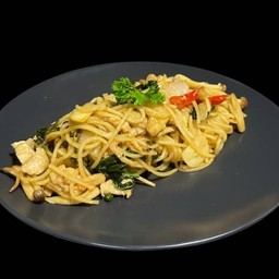 Pasta Spicy Herbal Chicken Sauce