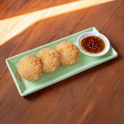 ทอดมันกุ้งเนื้อแน่น