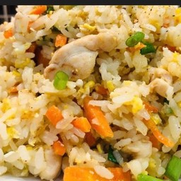 ข้าวผัดไก่