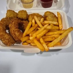 โคตรเฮีย ทอดมันกุ้ง CJ MOREถนนสุขาภิบาล5 CJ MOREถนนสุขาภิบาล5