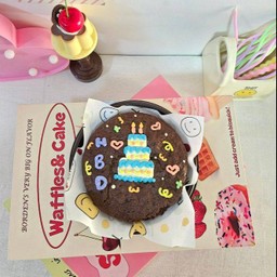 บราวนี่เค้กสามชั้น (ใส่ชื่อเพิ่มได้สั้นๆ)