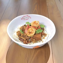 ก๋วยเตี๋ยวหลอดกุ้งสดทรงเครื่อง