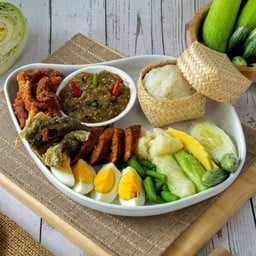 ข้าวเหนียว-น้ำพริกหนุ่มเมืองกรุง