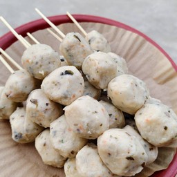 ลูกชิ้นสาหร่ายหนุบหนับ