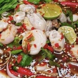 ยำเกาเหลาหอยนางรม