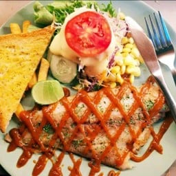 grilled fish dollyสเต็กปลาดอลลี่ย่าง