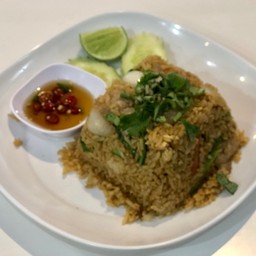 ข้าวผัดเนื้อ