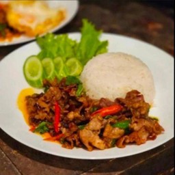 ข้าวกะเพราหม่าล่า