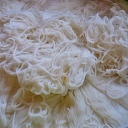 เส้นขนมจีนเปล่า