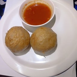 องุ่น เกี๊ยวทอด