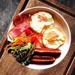 ชุดอาหารเช้าไข่ดาว