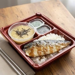 ข้าวปลาซาบะญี่ปุ่นย่างซอสเทอริยากิ