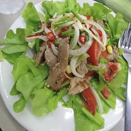 beef spicy salad ยำสเต็กเนื้อ