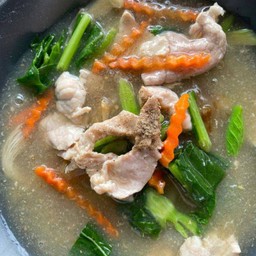 ราดหน้าปลาหมึก