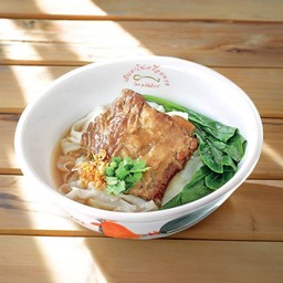 ก๋วยเตี๋ยวซี่โครงหมูอบ อ.มัลลิการ์