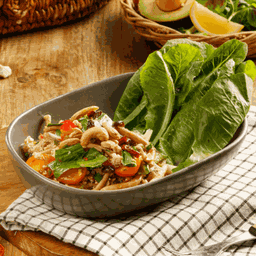 ยำเส้นเเก้วเห็ดโคนหมูสับเเละกุ้ง