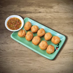 ลูกชิ้นกุ้งทอด