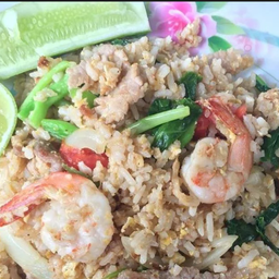 ข้าวผัดรวม