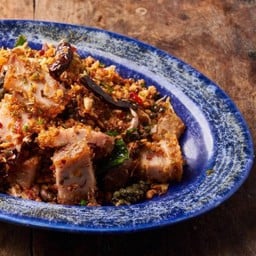 หมูกรอบคั่วพริกเกลือ