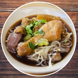 ก๋วยเตี๋ยวไก่ ชั่งมัน