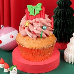 Butter Strawberry Cream Cupcake (สตรอเบอร์รี่บัตเตอร์ครีมคัพเค้ก)