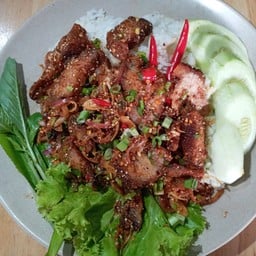 อันนา ยำไก่แซ่บ