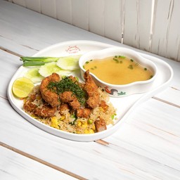 ข้าวผัดหมูทอดตุ๊กตุ๊ก