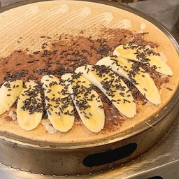 ผงโอวัลติน กล้วยหอม โรยเกล็ดช็อคโกแลต ราดนมข้นหวานก็