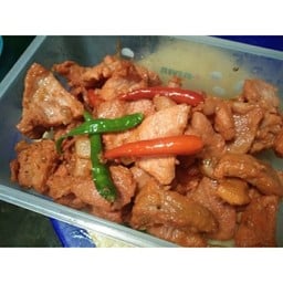 ข้าวหมูทอดหมูย่างไก่ทอดไก่ย่างปลาทอด