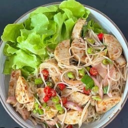 ครัวคุณเล็ก ขนมจีนกังไนท์ -