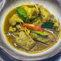 แกงคั่วพริกกระดูกหมู