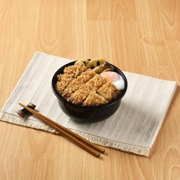 ไก่ทอดมิโสะนาเบะ