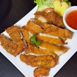สะโพกไก่ทอดกรอบ