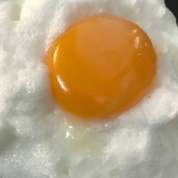 ไข่ดาว  ขายเป็นฟอง