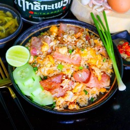 ข้าวผัดเบค่อน