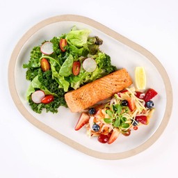 สลัดปลาแซลมอนอินเดอะการ์เด้น